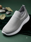 men's sneaker